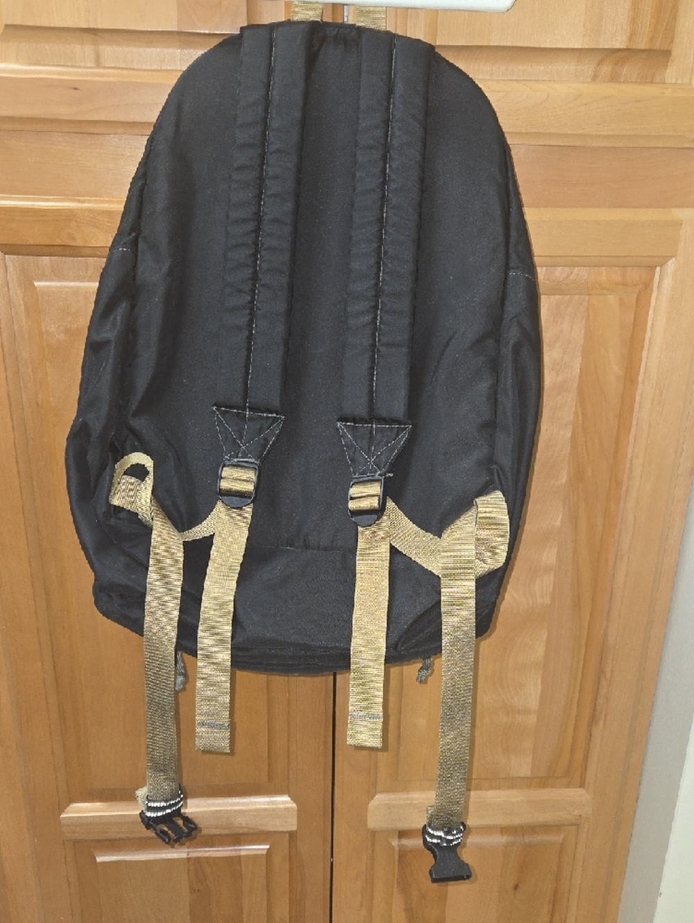 L.L. Bean Black Backpack with Gray Accent - Picture 6 of 9